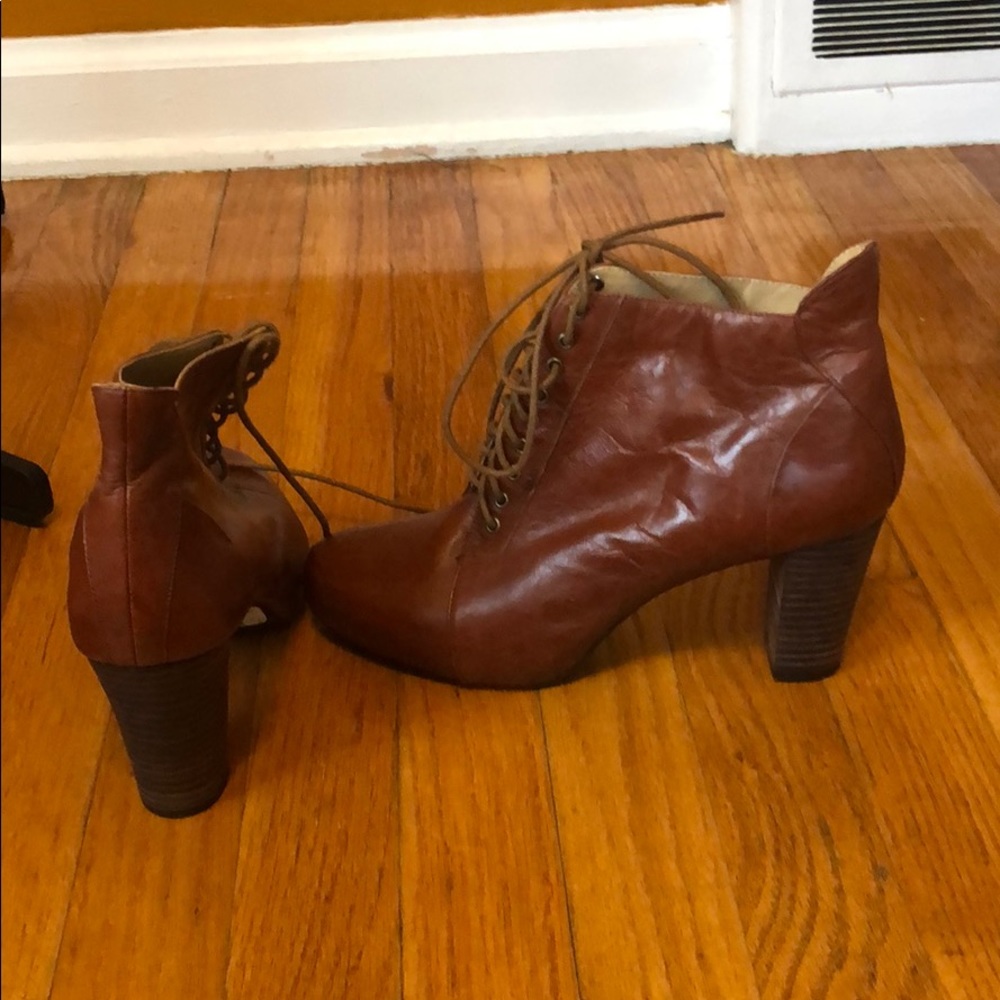 Nine West leather booties